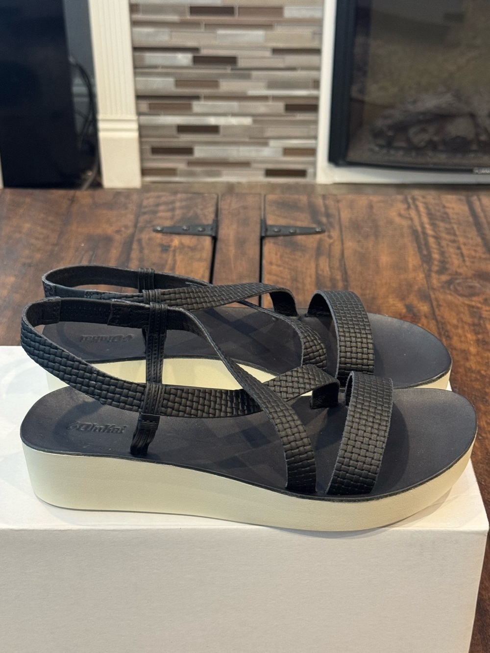 Olukai Onohi Strappy Platform Sandal
